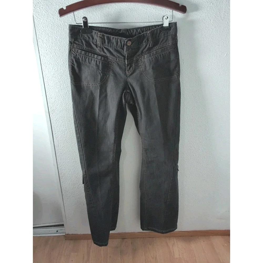 Athleta early mid
